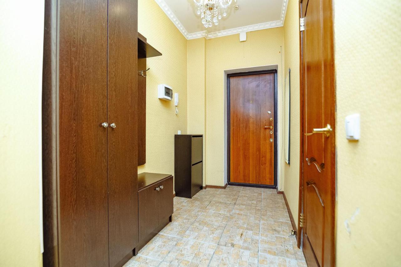 Two Bedroom Apartment On Syganak Street 64-1 أستانا المظهر الخارجي الصورة